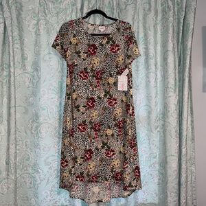 NWT SIZE SMALL LuLaRoe Carly Dress